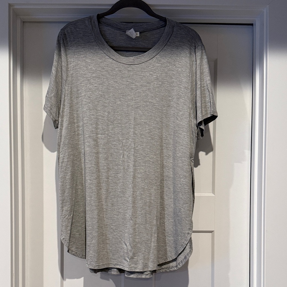 Bellamie Women's Gray Short Sleeve Tee